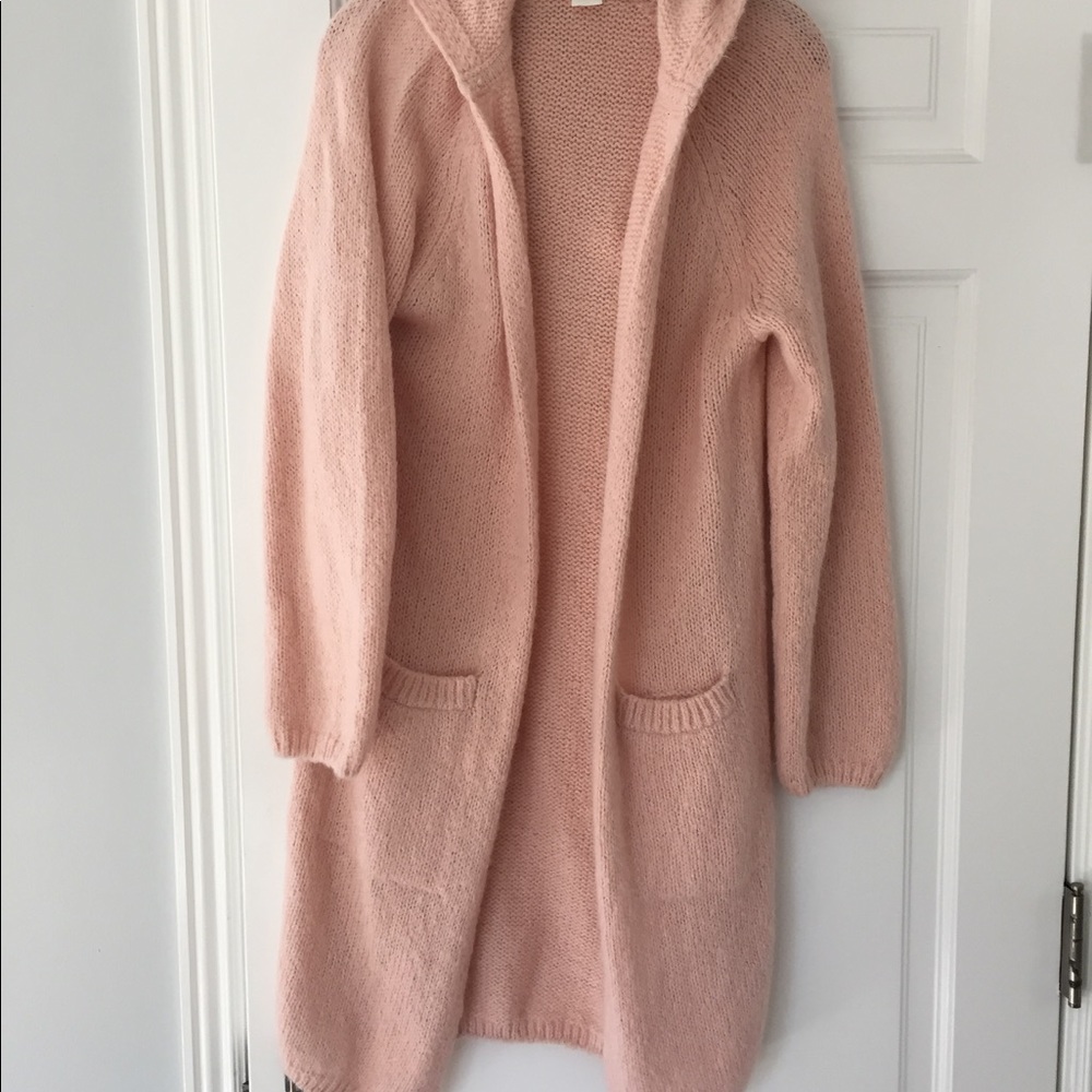 Cozy, long Gap Sweater - New without tags
